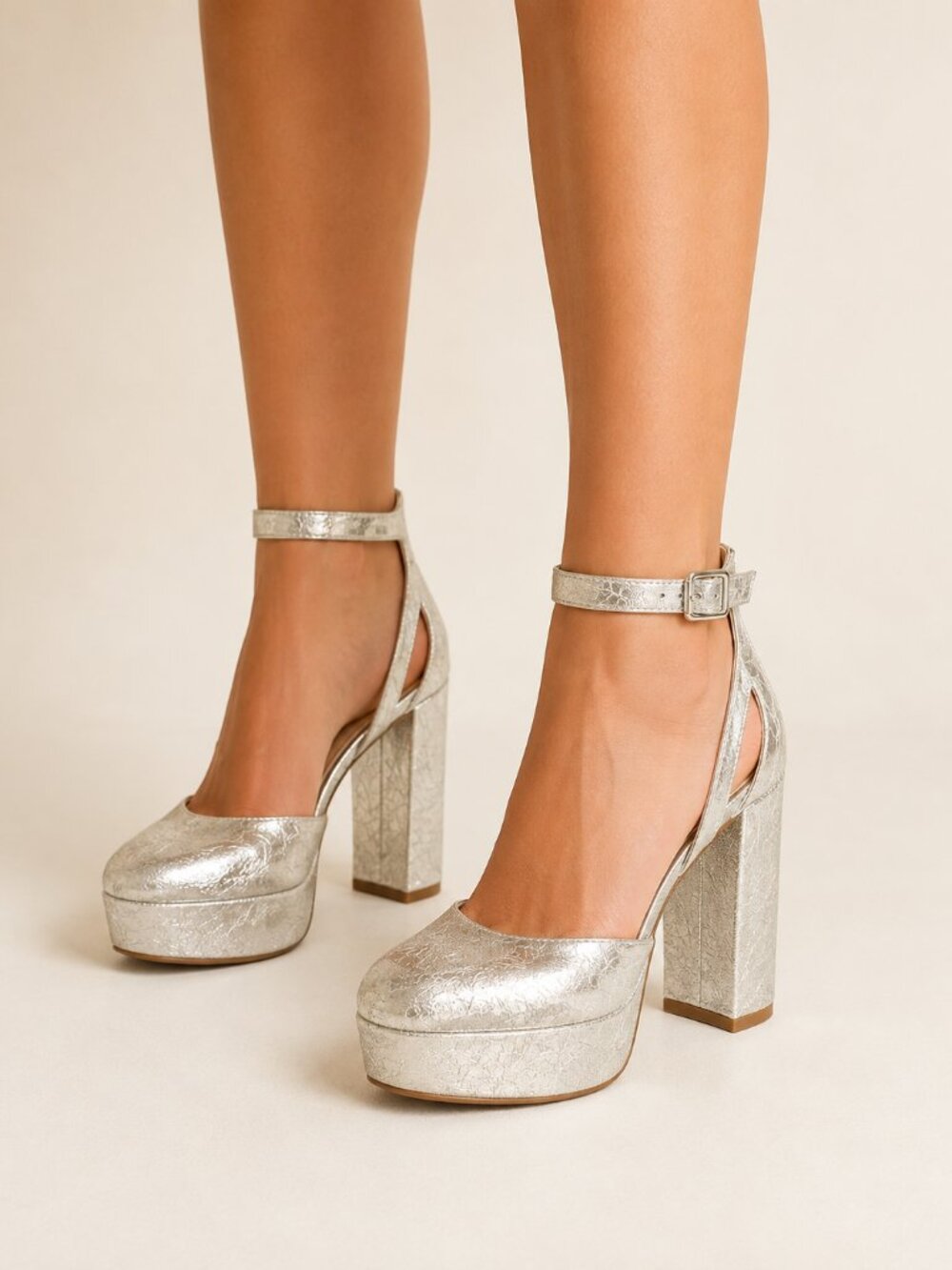 NWT Copper Key Silver Metallic Platform Block Heel Pumps Size 8